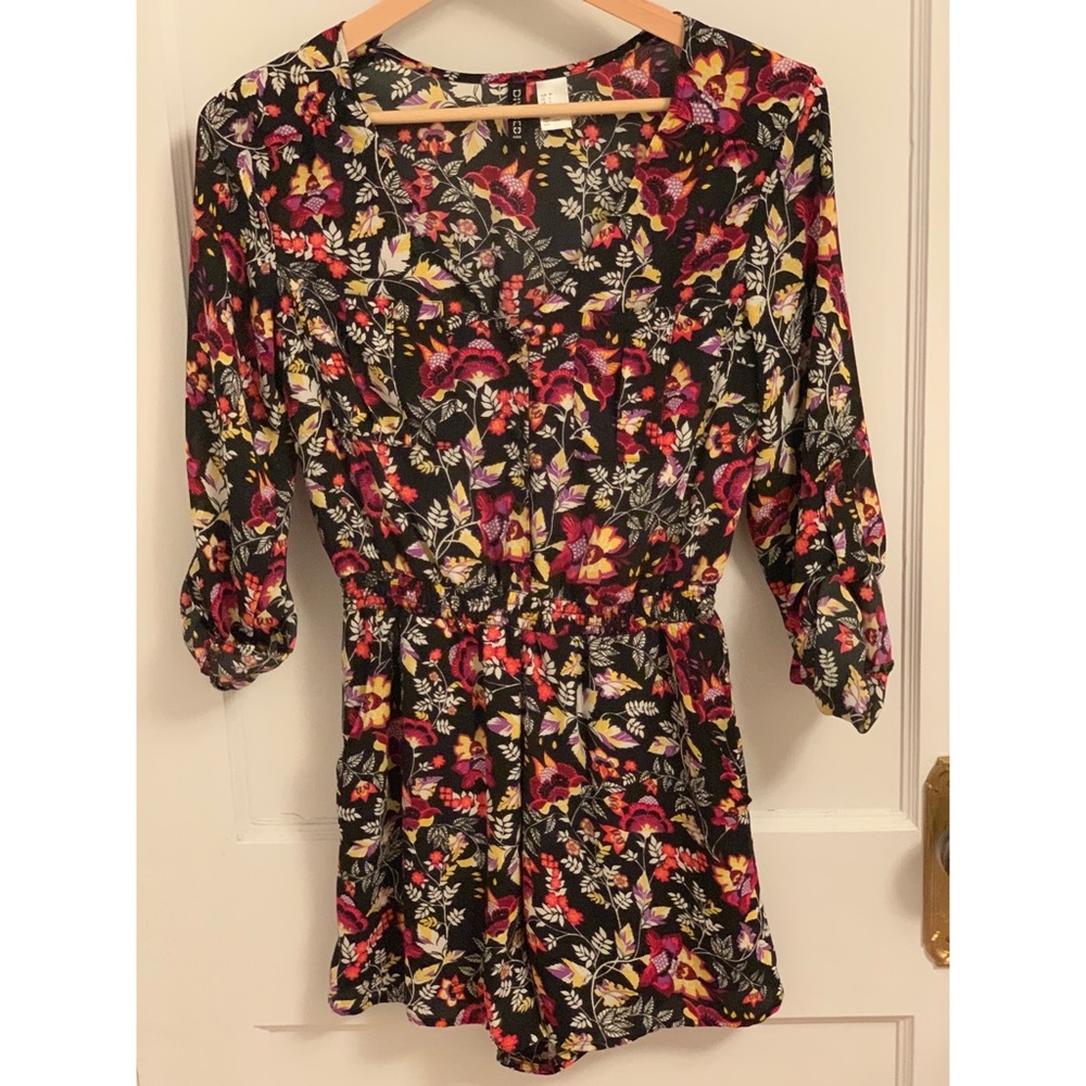 Divided by H&M Floral Romper - Size 6